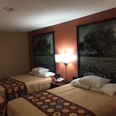 במוטל Super 8 By Wyndham Bastrop Tx מראה חיצוני תמונה
