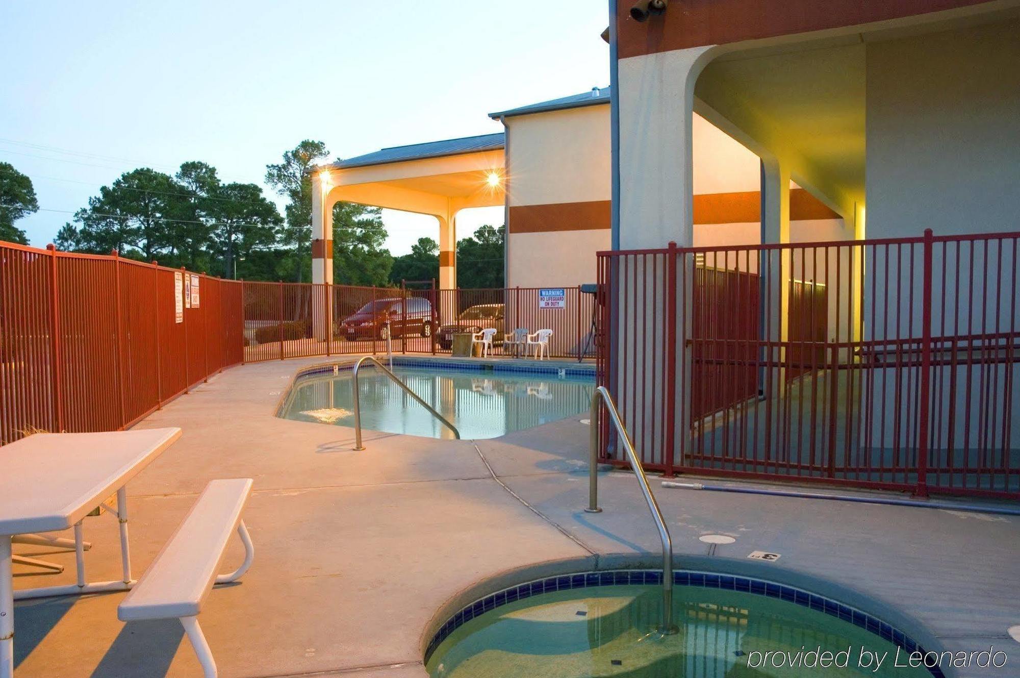 במוטל Super 8 By Wyndham Bastrop Tx מראה חיצוני תמונה